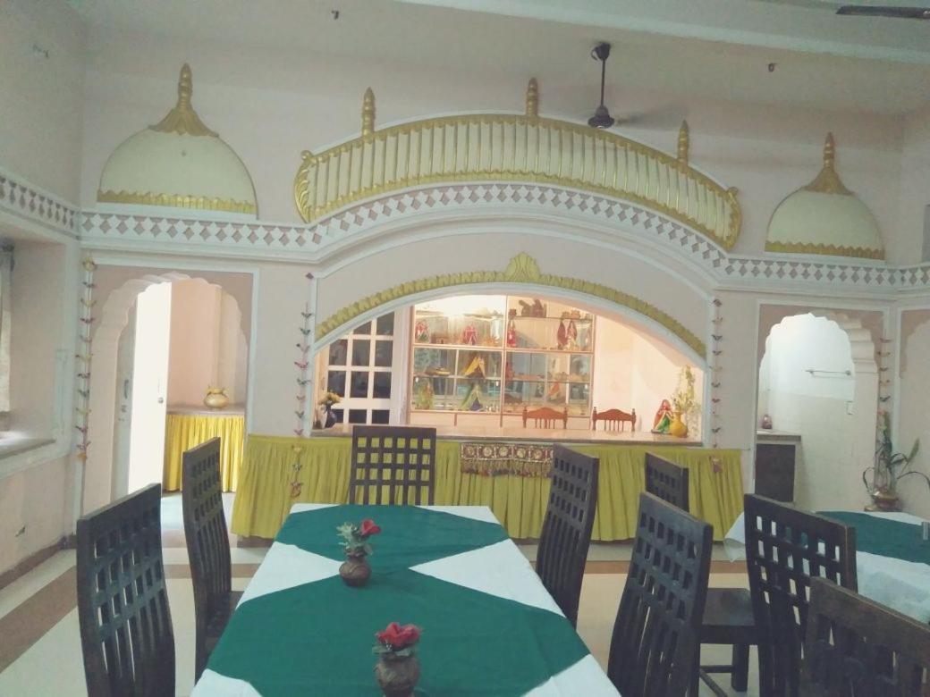 Hotel Jamuna Resort Jhunjhunu Exteriér fotografie